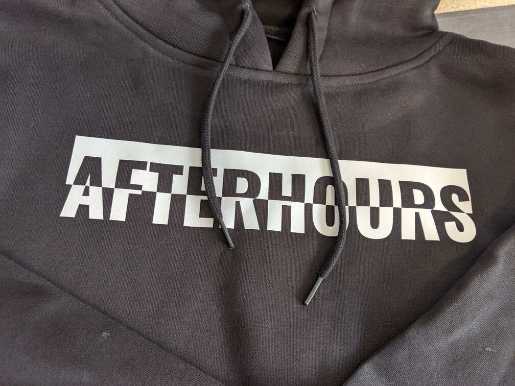 Afterhours Hoodie bedruckt mit Flexfolie – Stoff³